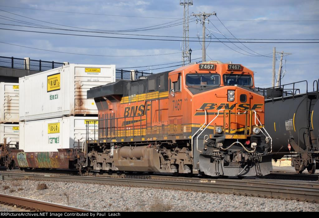 DPU shoves intermodal west